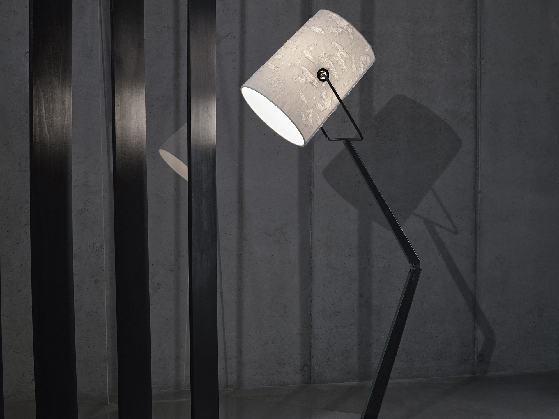 LIGHTING COLLECTION Foscarini for Diesel: FORK FLOOR LIGHTING COLLECTION Foscarini for Diesel: FORK FLOOR